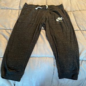 Nike lounge pants